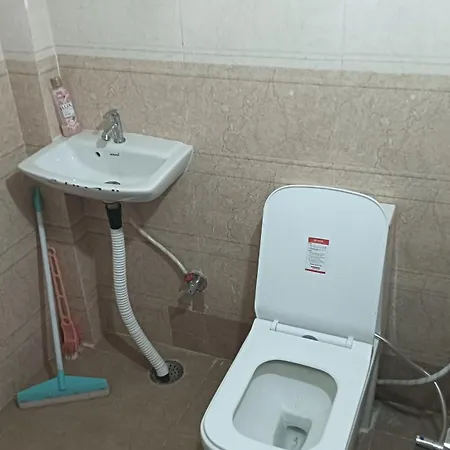 Happy Family Homestay Ayodhya Room photo